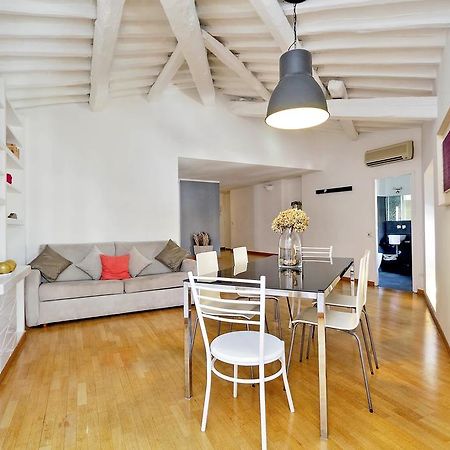 Romeloft Coronari Charming Apartment Buitenkant foto