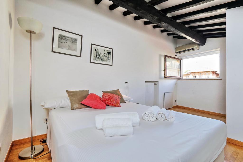 Romeloft Coronari Charming Apartment Buitenkant foto