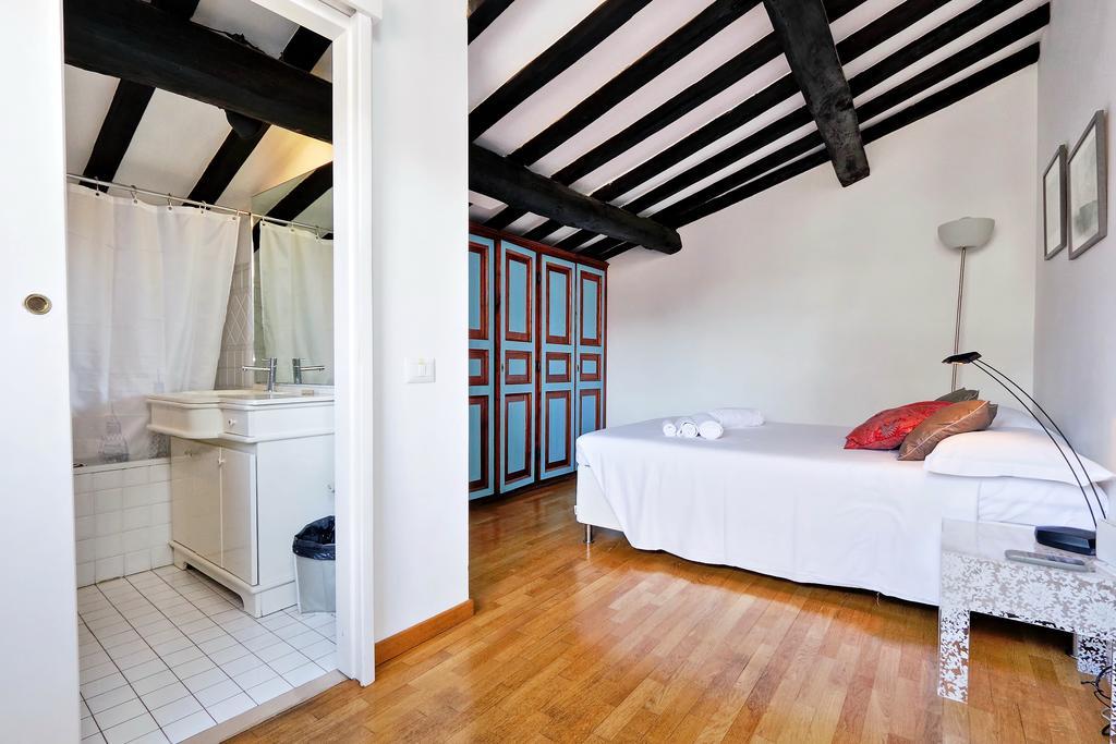 Romeloft Coronari Charming Apartment Buitenkant foto