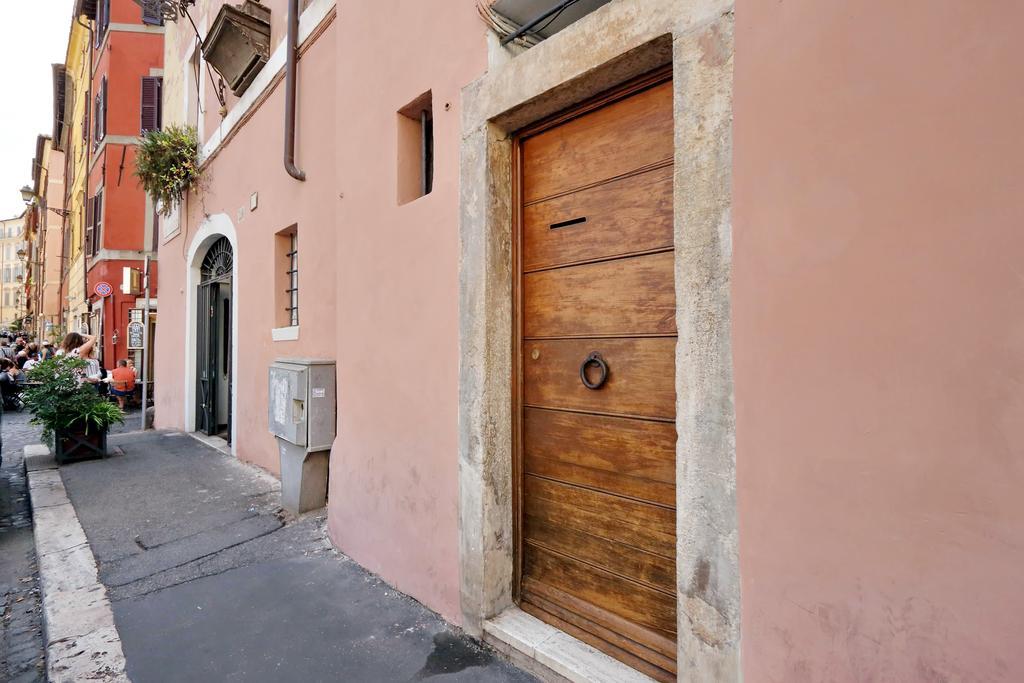 Romeloft Coronari Charming Apartment Buitenkant foto